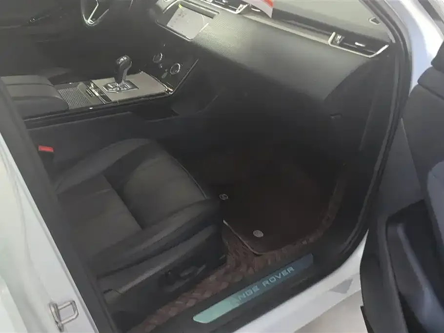 Land Rover Evoque 2022 из CN, фото 2