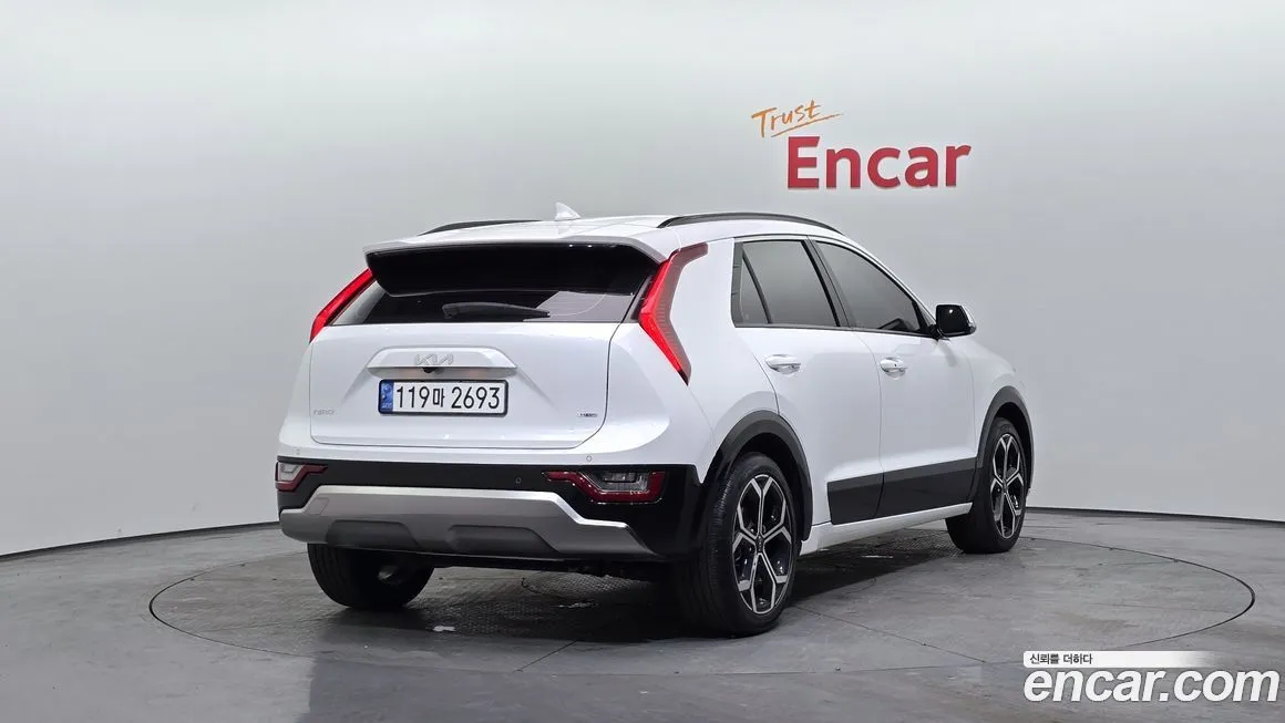 Kia Niro 2022 из KR, фото 2
