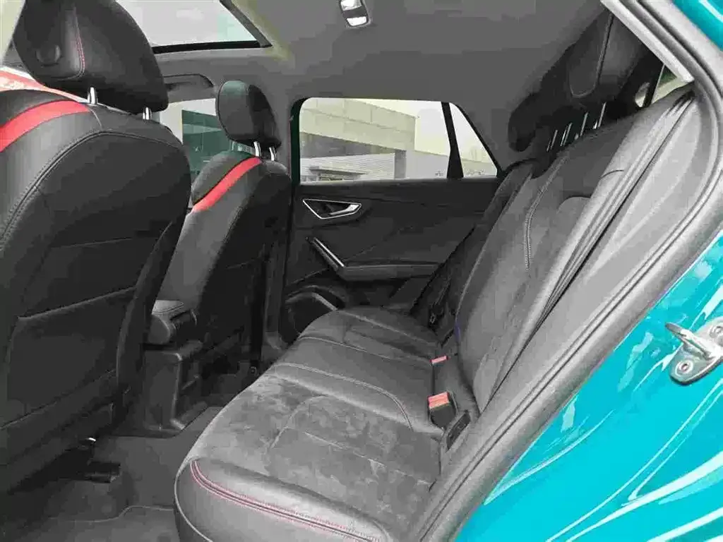 Audi Q2L 2021 из CN, фото 5