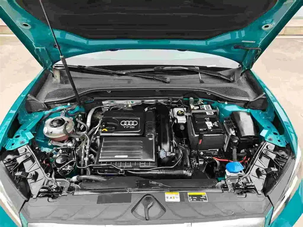 Audi Q2L 2021 из CN, фото 4