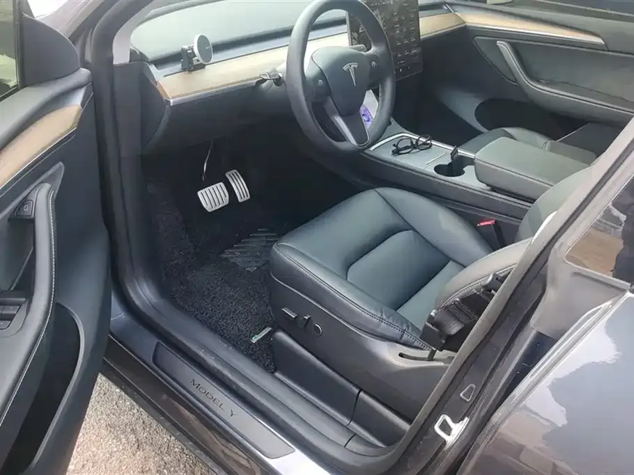 Tesla Model Y 2022 из CN, фото 8