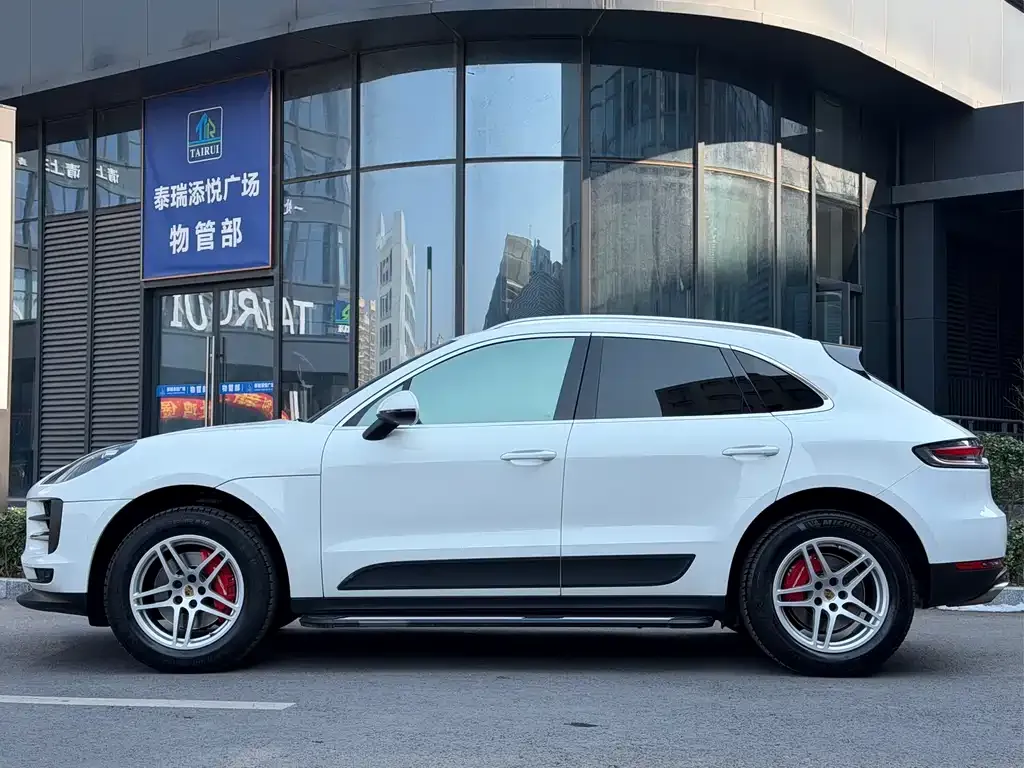 Porsche Macan 2021 из CN, фото 3