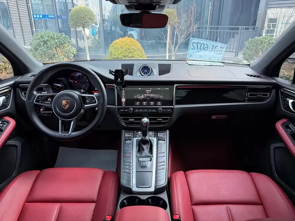 Porsche Macan 2021 из CN, фото 8