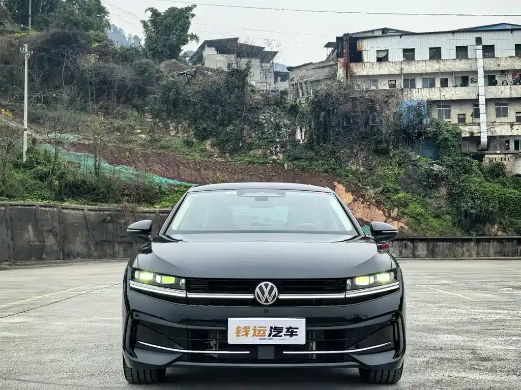 Volkswagen Magotan 2024 из CN, фото 7