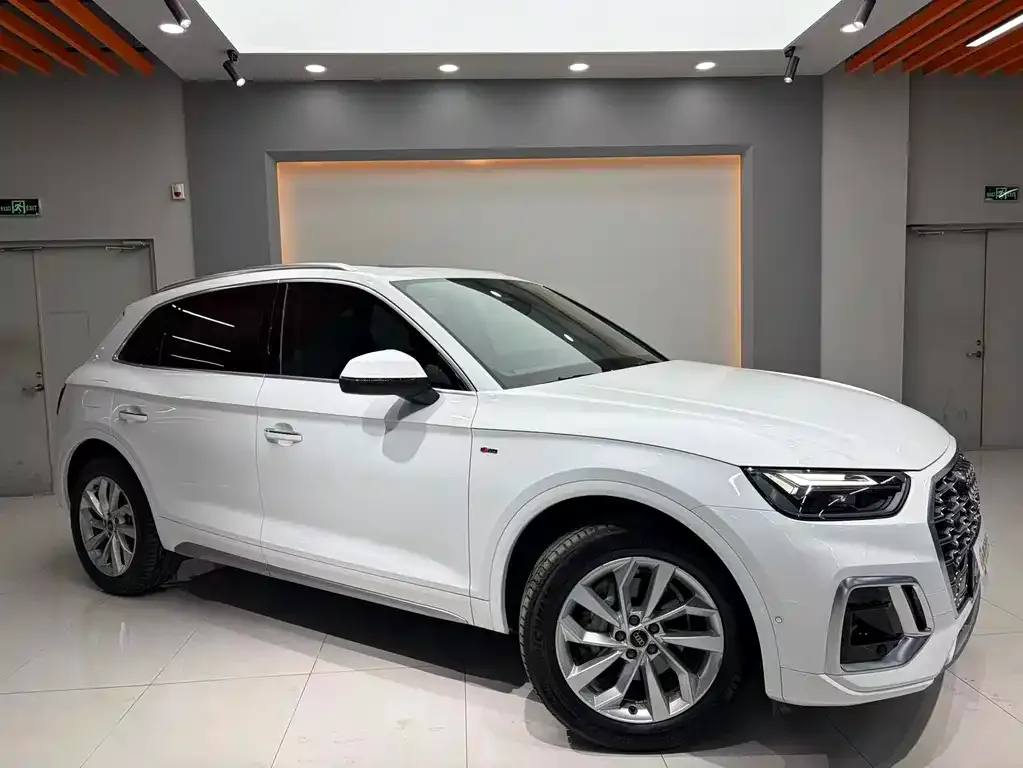 Audi Q5L 2022 из CN, фото 8