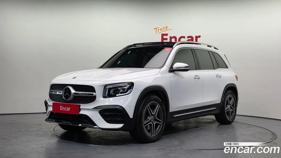 Mercedes-Benz GLB-Class — фото 1