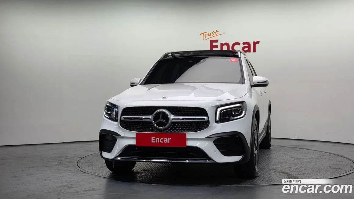 Mercedes-Benz GLB-Class — фото 5
