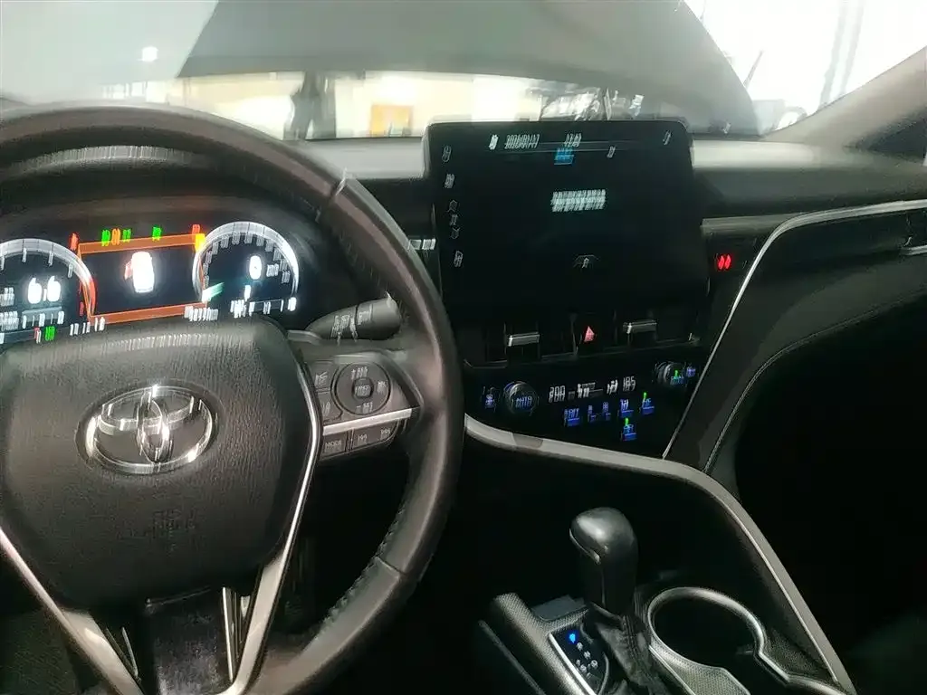 Toyota Camry 2023 из CN, фото 10