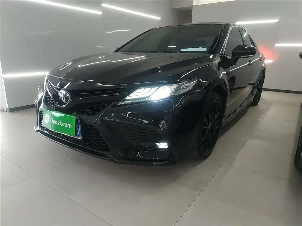 Toyota Camry 2023 из CN, фото 6