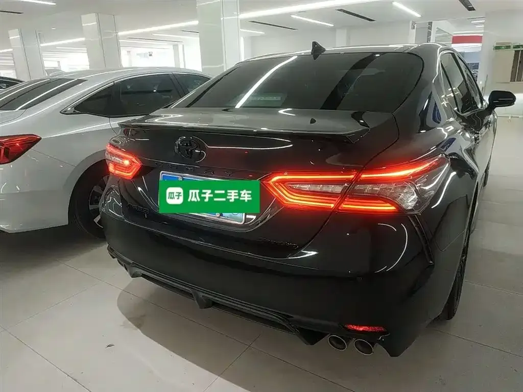 Toyota Camry 2023 из CN, фото 4