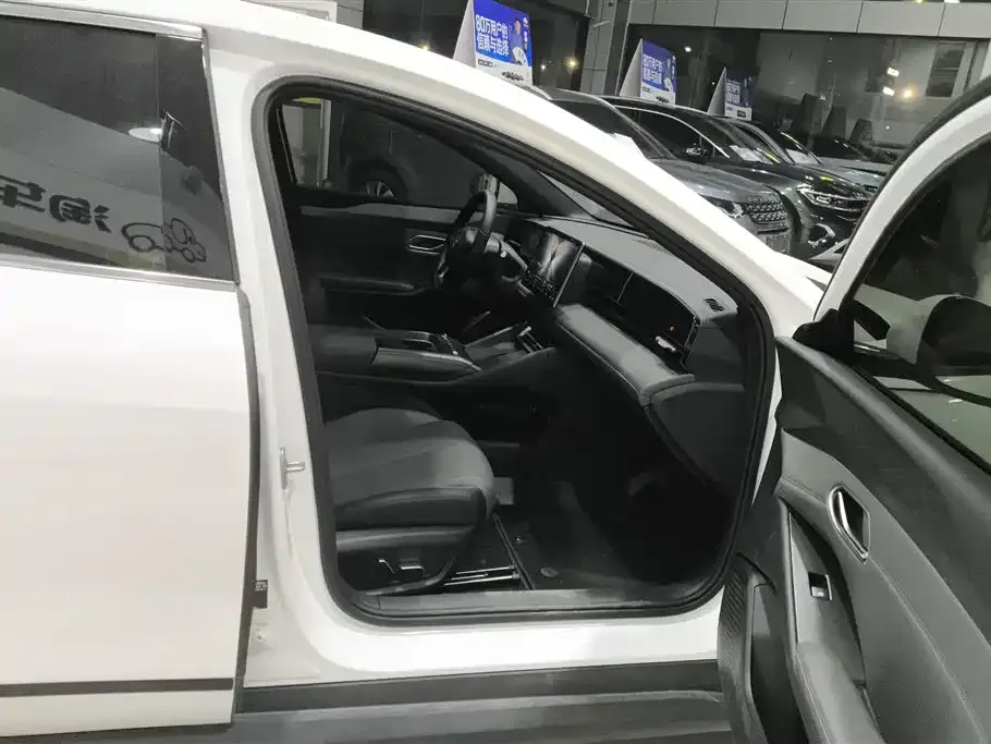 BYD Qin L 2025 из CN, фото 6