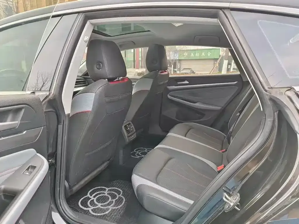 Volkswagen Lamando 2022 из CN, фото 8