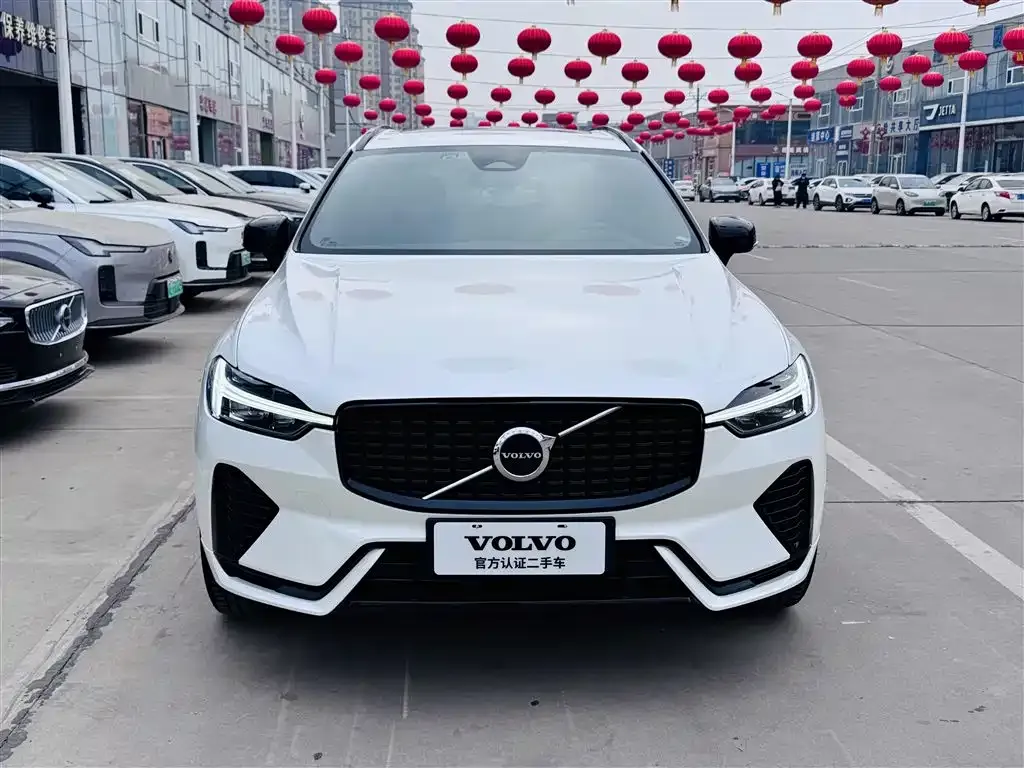 Volvo XC60 2022 из CN, фото 3
