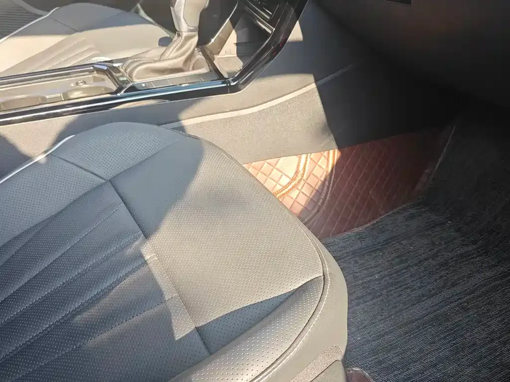 Volkswagen Passat — фото 7