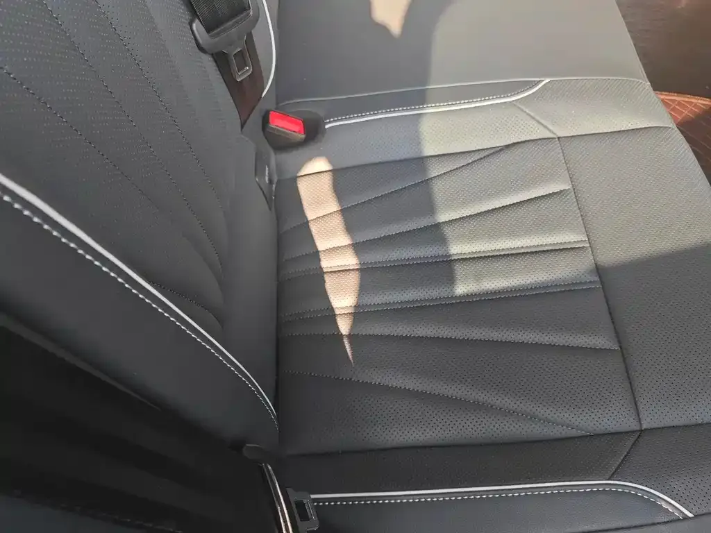 Volkswagen Passat — фото 8