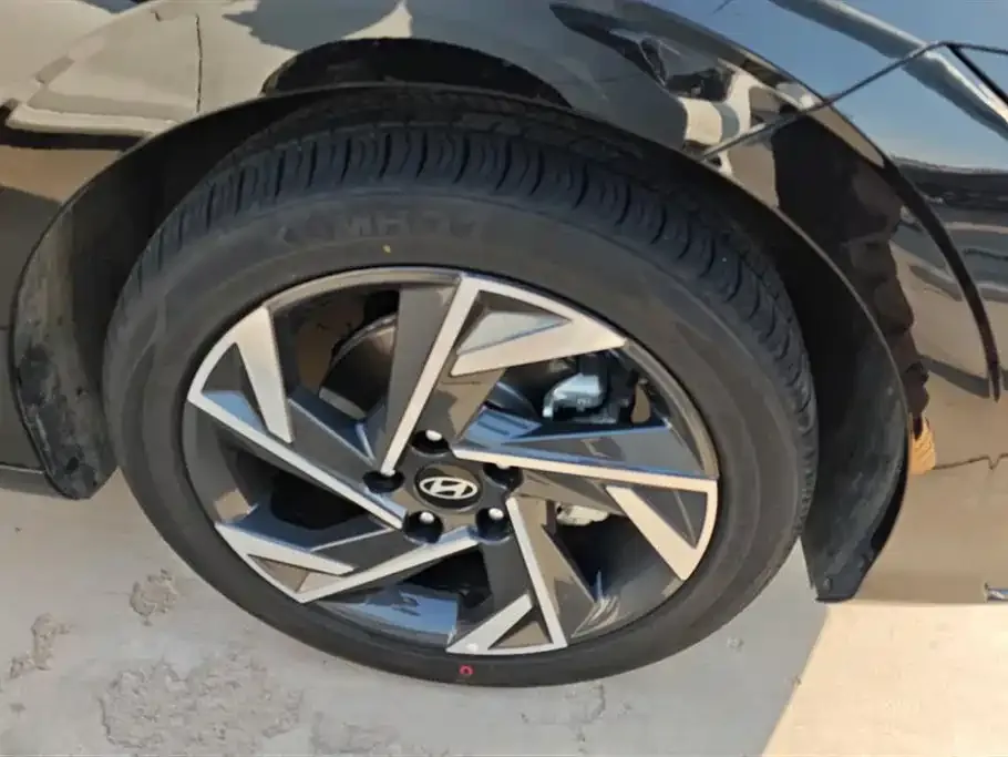 Hyundai Elantra 2025 из CN, фото 3
