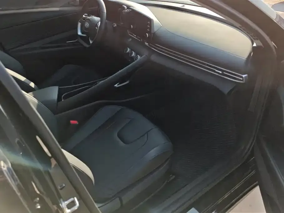 Hyundai Elantra 2025 из CN, фото 8