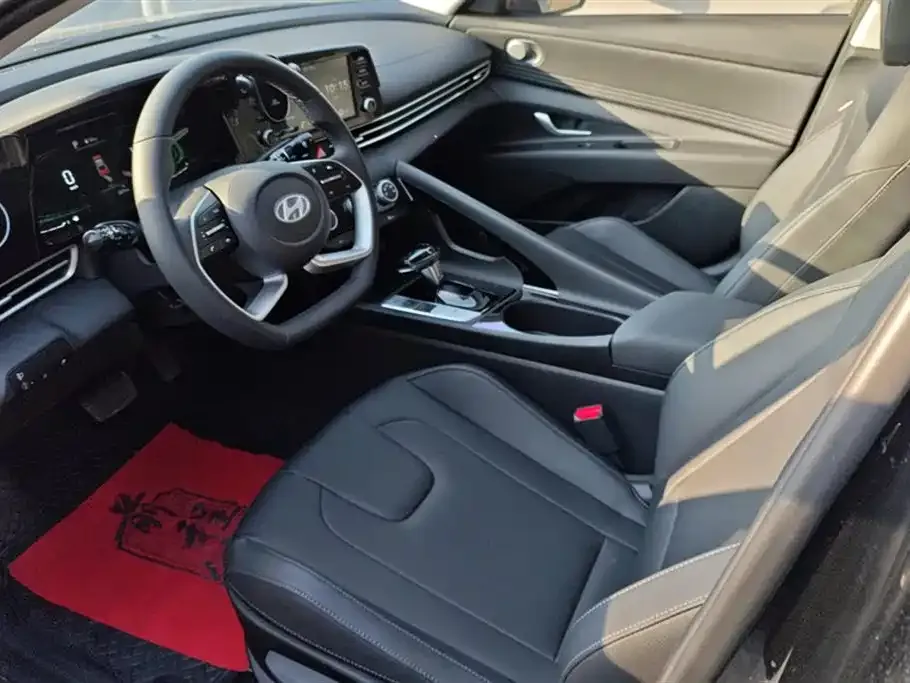 Hyundai Elantra 2025 из CN, фото 6