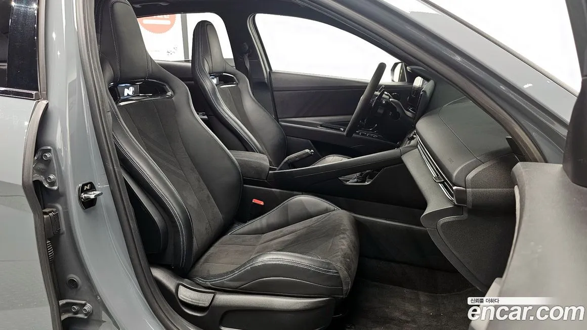 Hyundai AVANTE — фото 8