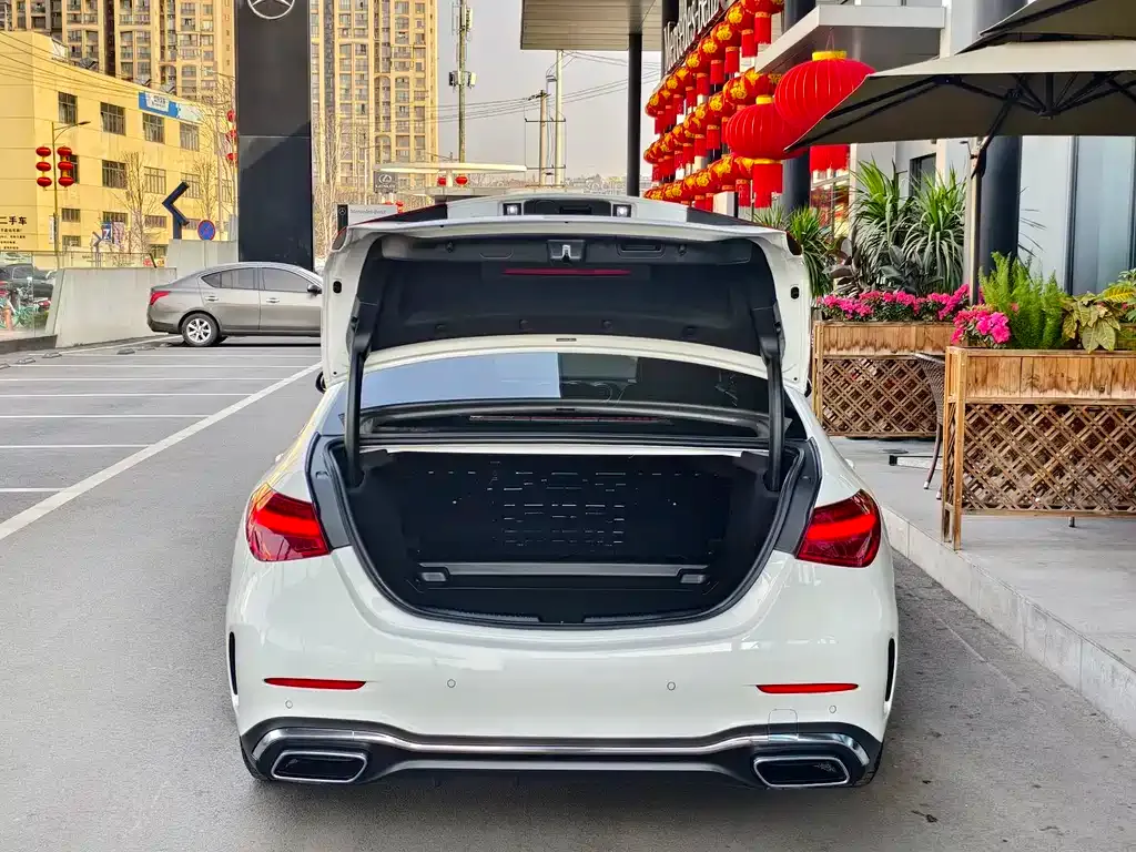 Mercedes-Benz C-Class 2023 из CN, фото 6