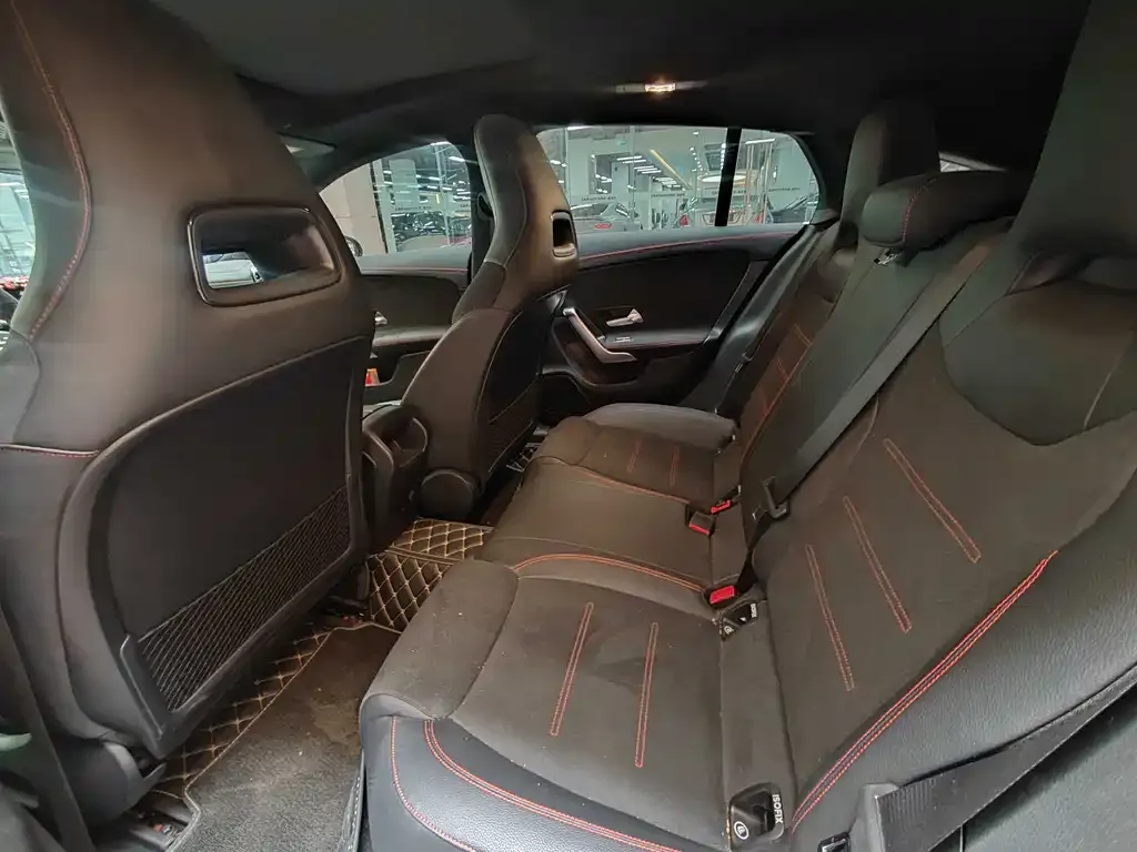 Mercedes-Benz CLA (Import) 2023 из CN, фото 2