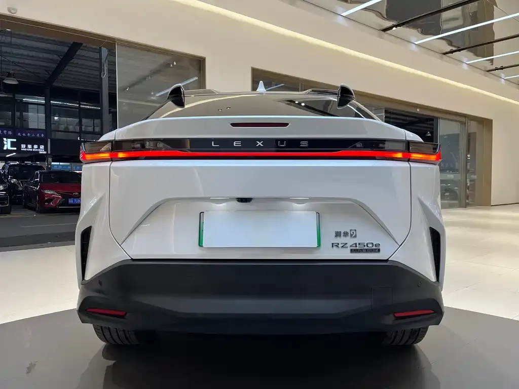 Lexus RZ 2023 из CN, фото 4