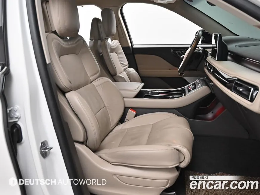 Lincoln Aviator 2023 из KR, фото 8