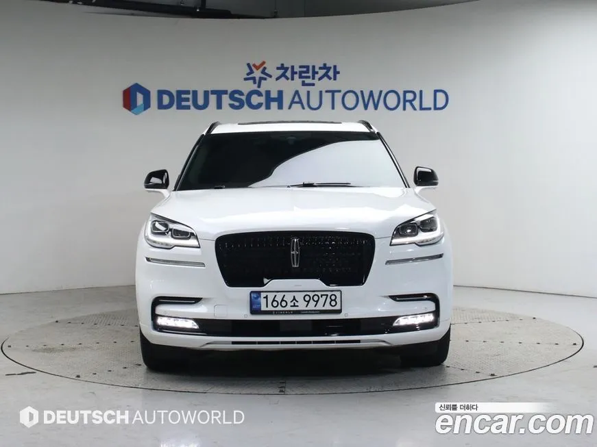 Lincoln Aviator 2023 из KR, фото 3