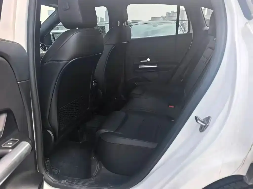Mercedes-Benz GLA 2023 из CN, фото 5