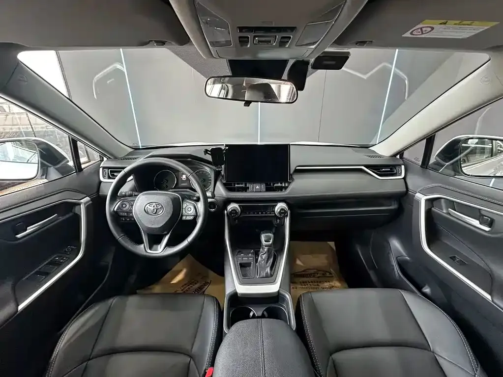 Toyota Wildlander 2022 из CN, фото 8