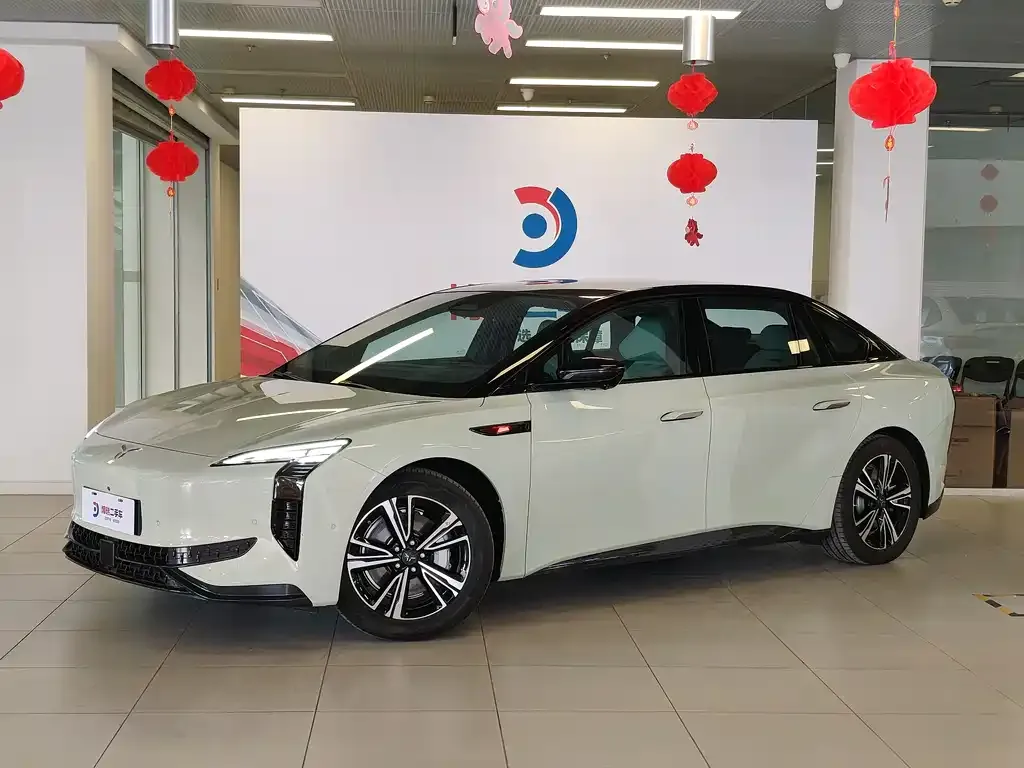 Hongqi EH7 2024 из CN, фото 1