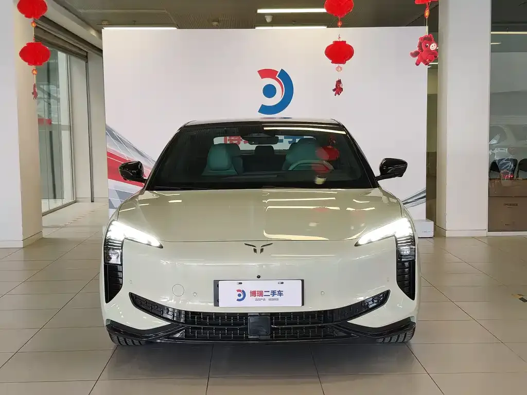 Hongqi EH7 2024 из CN, фото 6