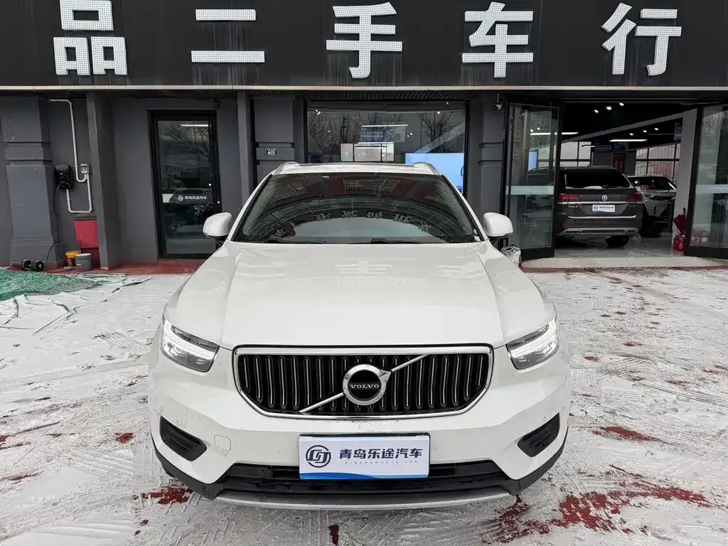 Volvo XC40