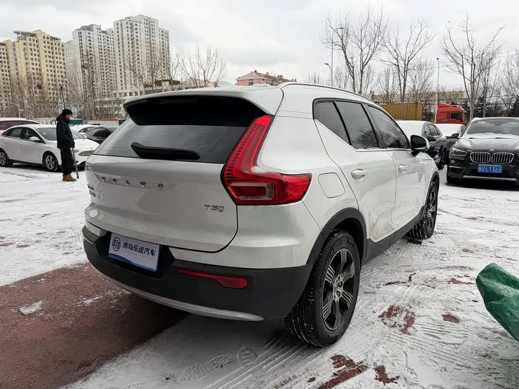 Volvo XC40 2021 из CN, фото 10