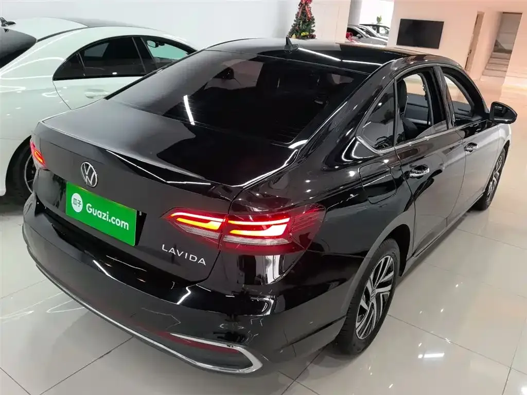 Volkswagen Lavida 2023 из CN, фото 9