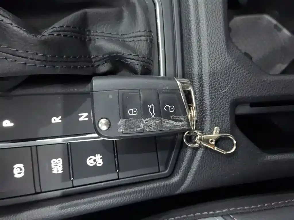 Volkswagen Lavida 2023 из CN, фото 10
