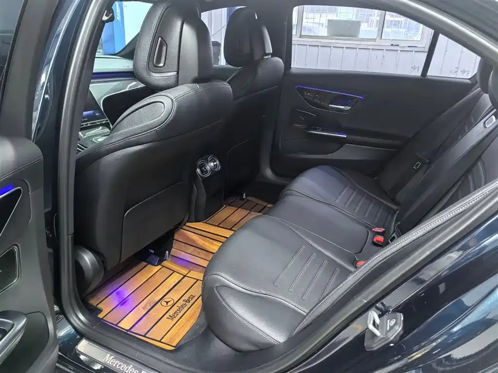 Mercedes-Benz C-Class 2024 из CN, фото 8
