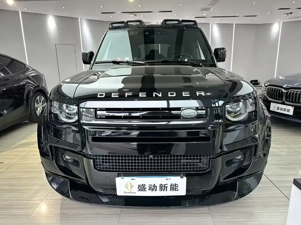 Land Rover Defender 2023 из CN, фото 1