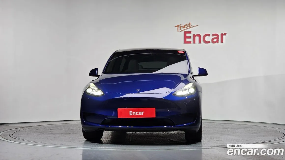 Tesla Model Y — фото 3