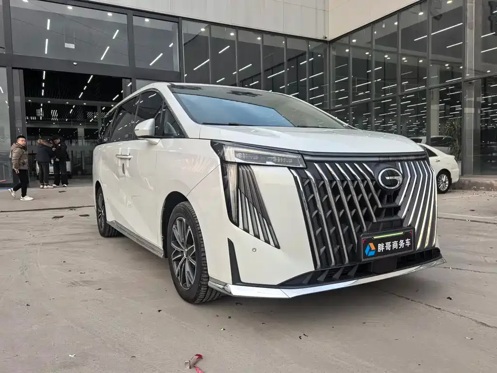 GAC Motor Trumpchi M8 — фото 7