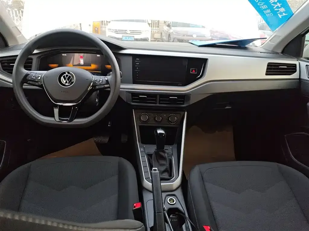 Volkswagen Polo 2024 из CN, фото 9