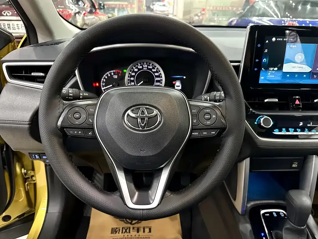 Toyota Frontlander 2022 из CN, фото 10