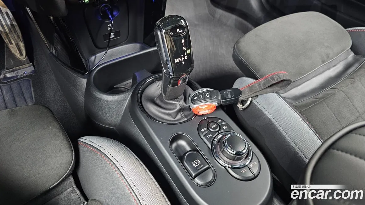Mini Cooper 2023 из KR, фото 10