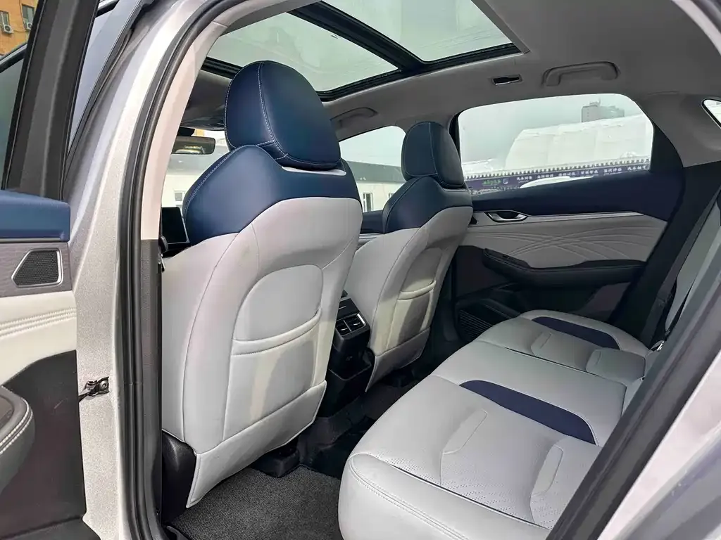 Geely Xingrui 2022 из CN, фото 4