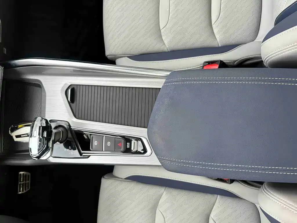 Geely Xingrui 2022 из CN, фото 3