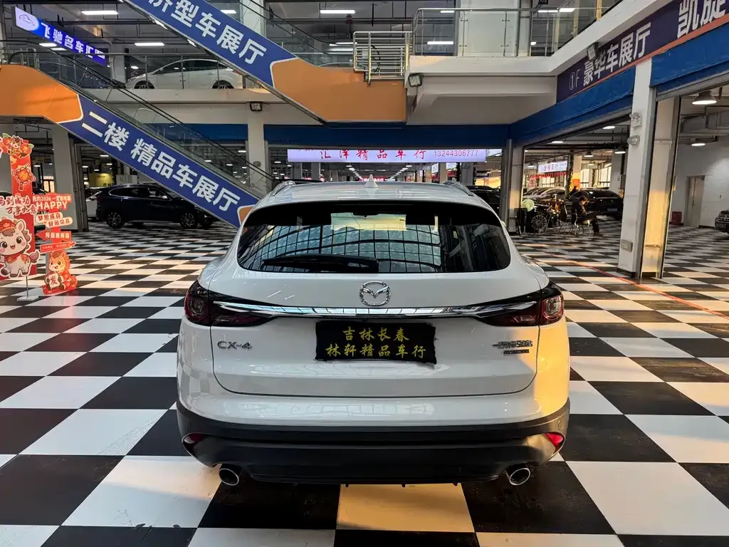 Mazda CX-4 2023 из CN, фото 3