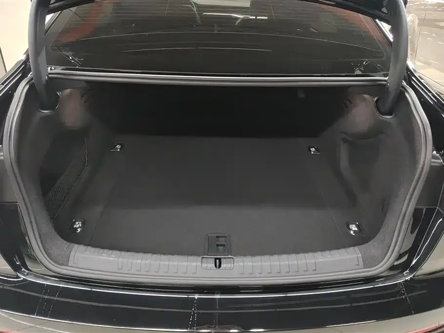 Audi A6L 2023 из CN, фото 5