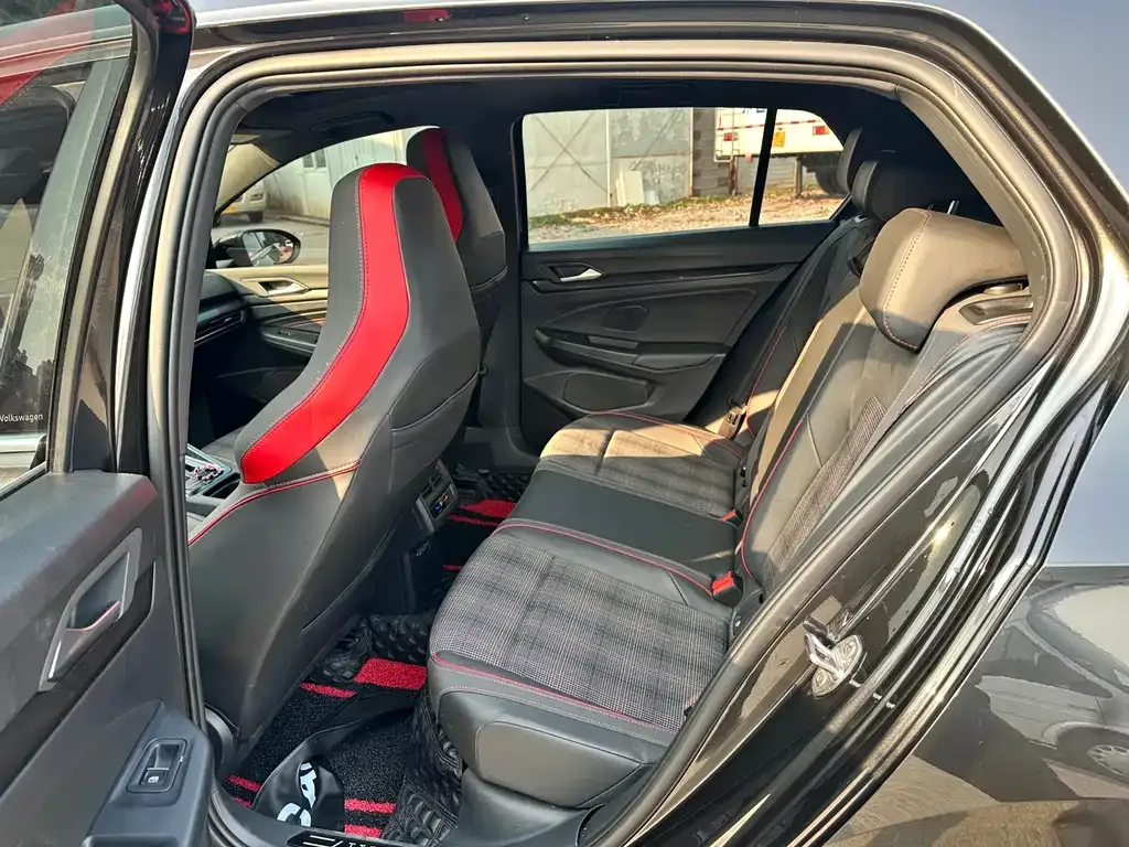 Volkswagen Golf GTI 2022 из CN, фото 7