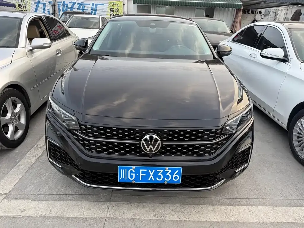 Volkswagen Passat 2024 из CN, фото 10