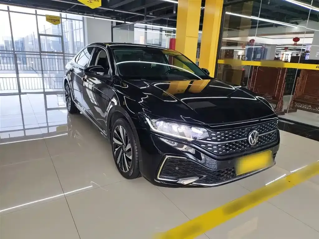 Volkswagen Passat 2022 из CN, фото 10
